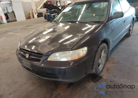 1998 Honda Accord Ex z USA, uszkodzony, nr VIN 1HGCG5550WA090538